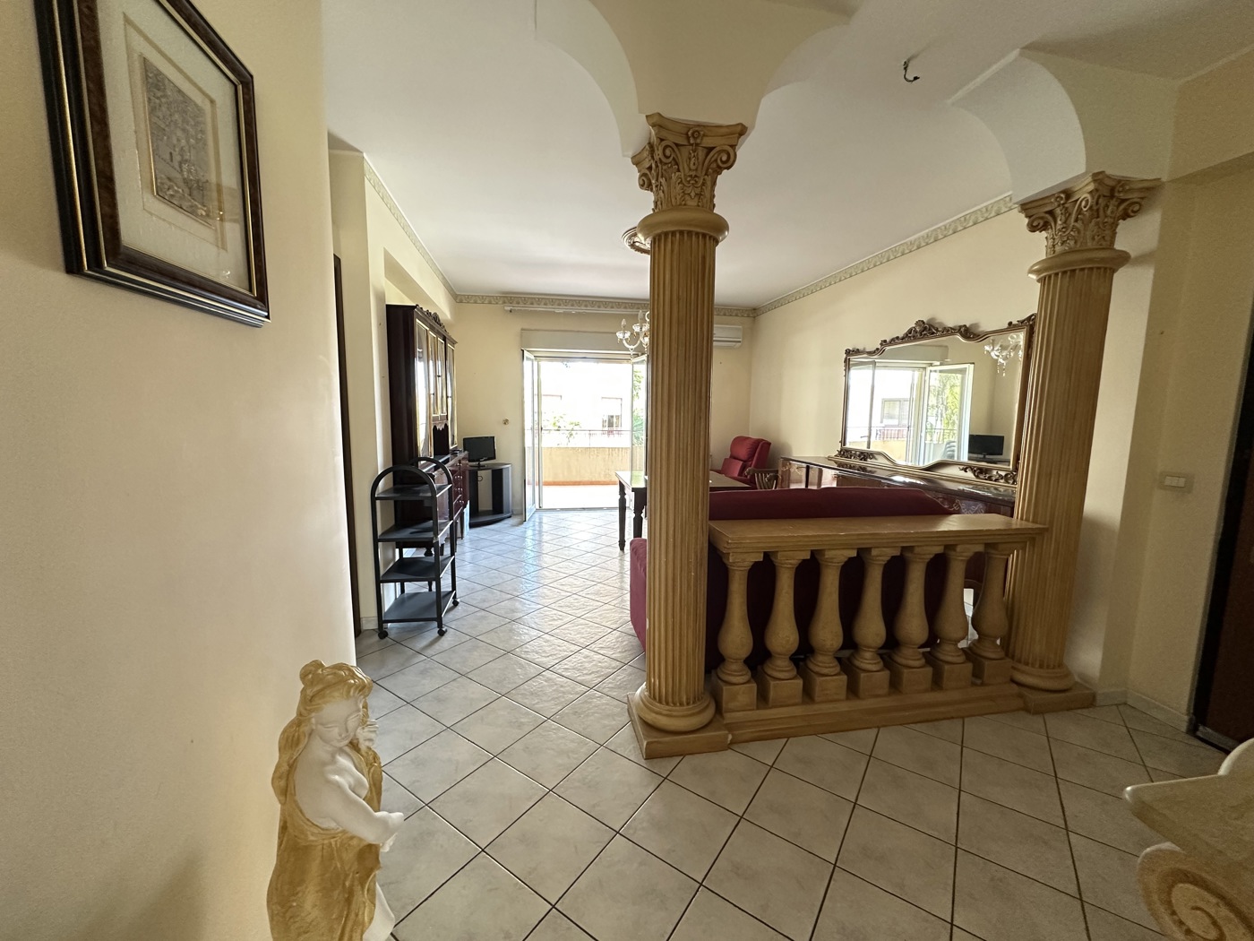 Quadrilocale in vendita a Barcellona Pozzo di Gotto