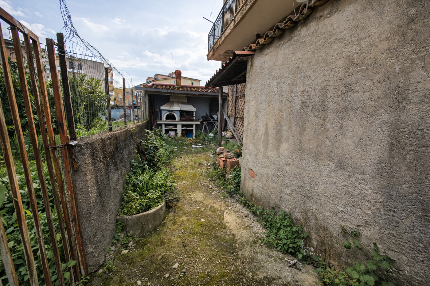 Appartamento con giardino a Barcellona Pozzo di Gotto