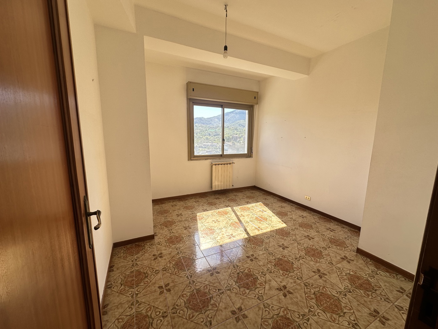 Quadrilocale in vendita a Barcellona Pozzo di Gotto