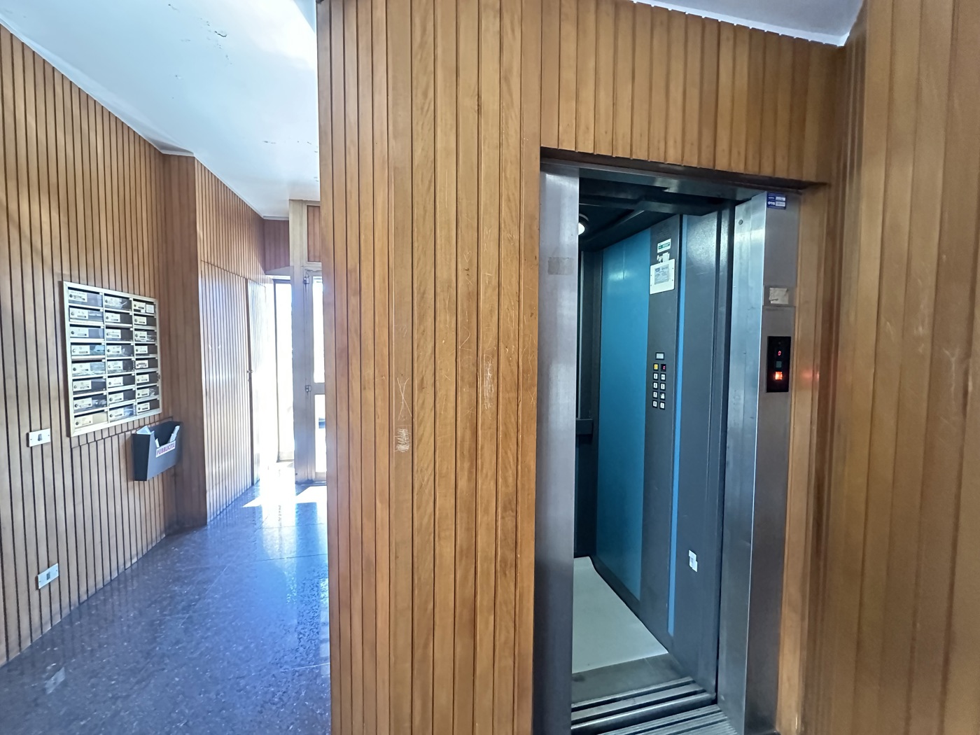 Quadrilocale in vendita a Barcellona Pozzo di Gotto