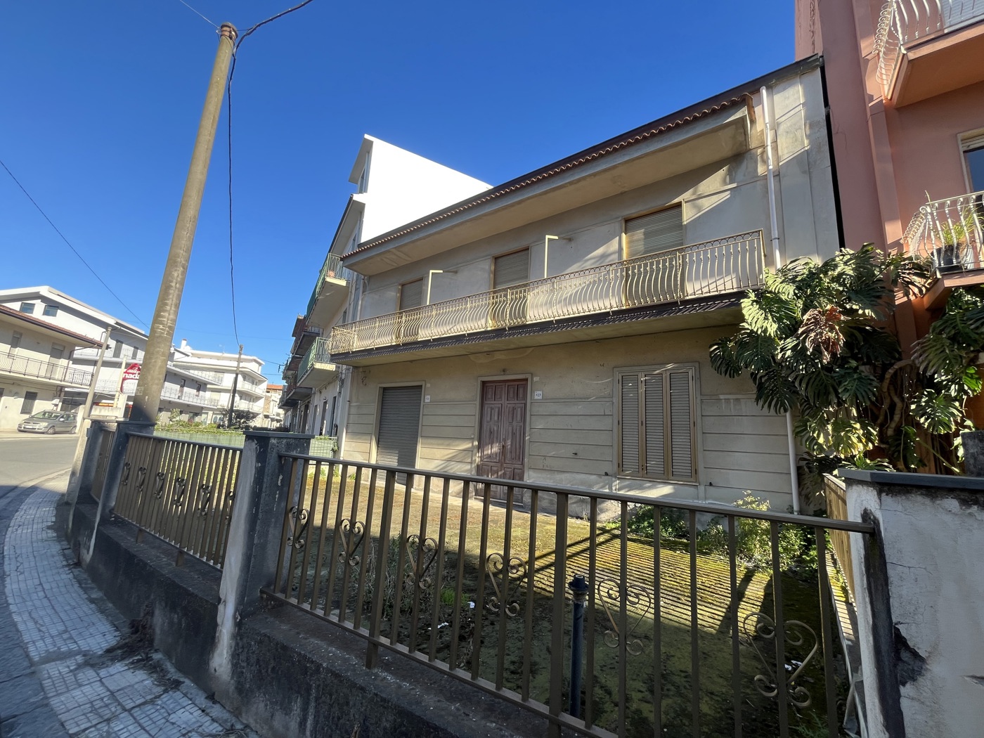 Casa indipendente da ristrutturare a Barcellona Pozzo di Gotto