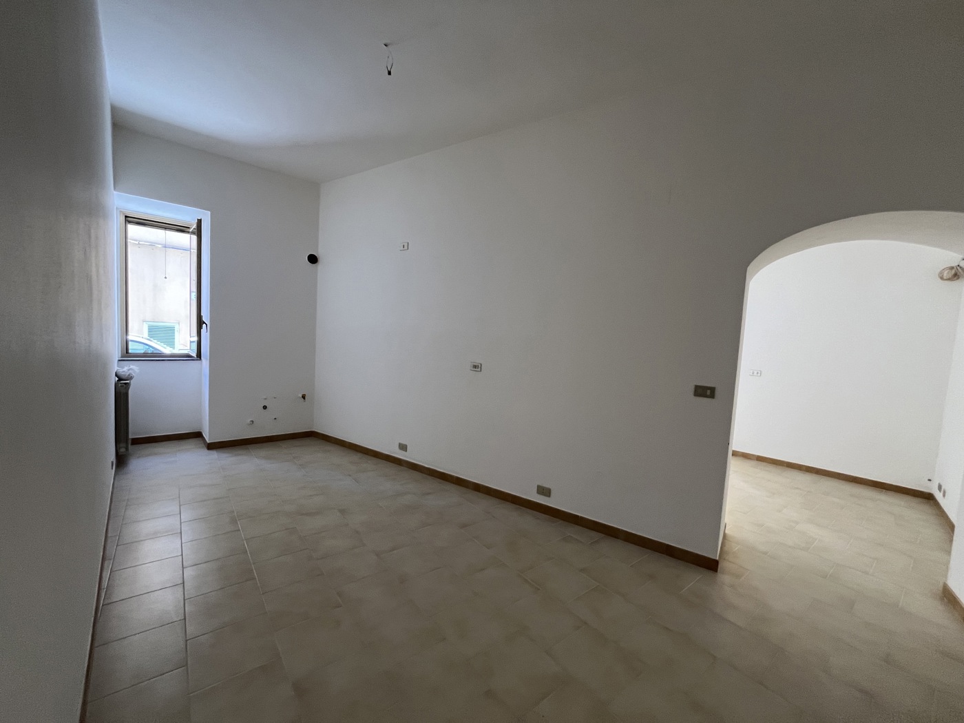 Quadrilocale in vendita a Barcellona Pozzo di Gotto