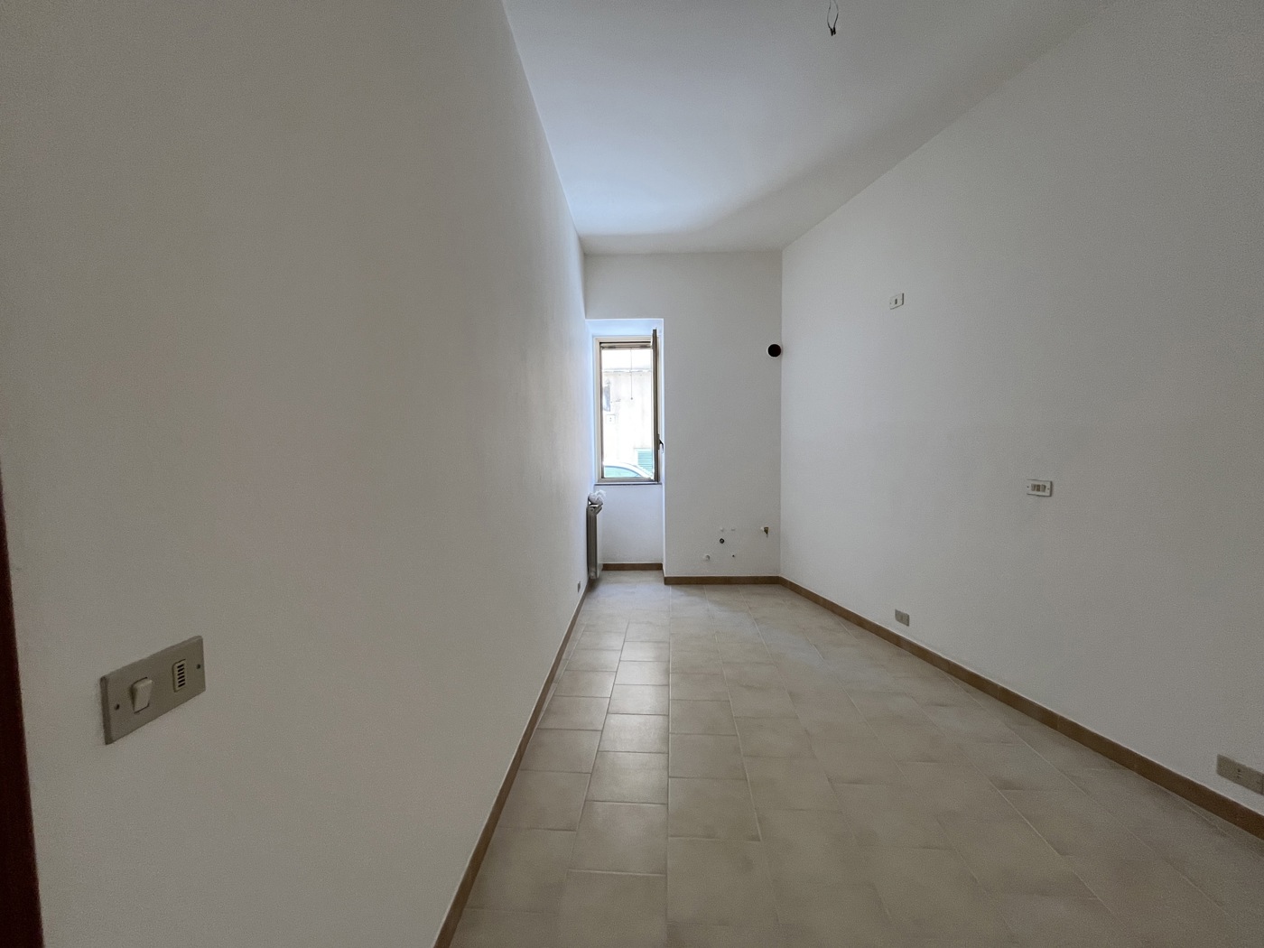 Quadrilocale in vendita a Barcellona Pozzo di Gotto