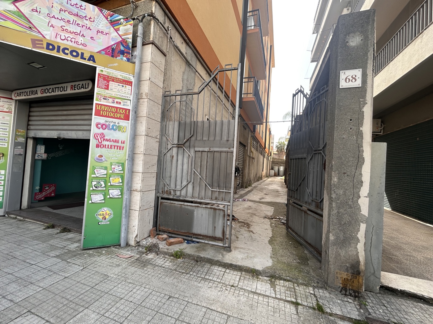 Negozio in affitto a Barcellona Pozzo di Gotto