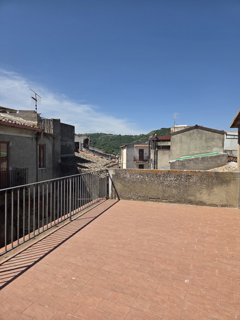 Casa indipendente in vendita a Basic�