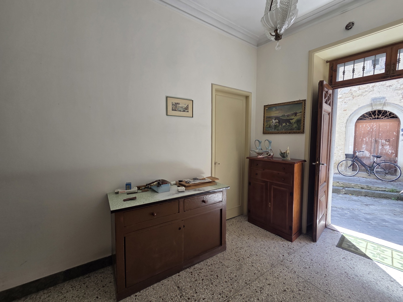 Casa indipendente in vendita a Basic�
