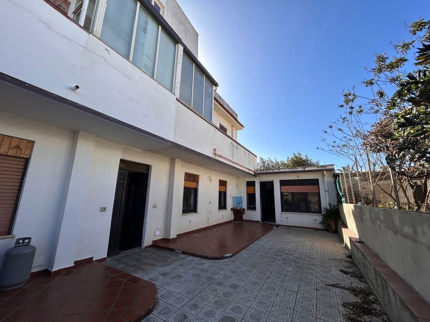 Casa indipendente vista mare a Barcellona Pozzo di Gotto