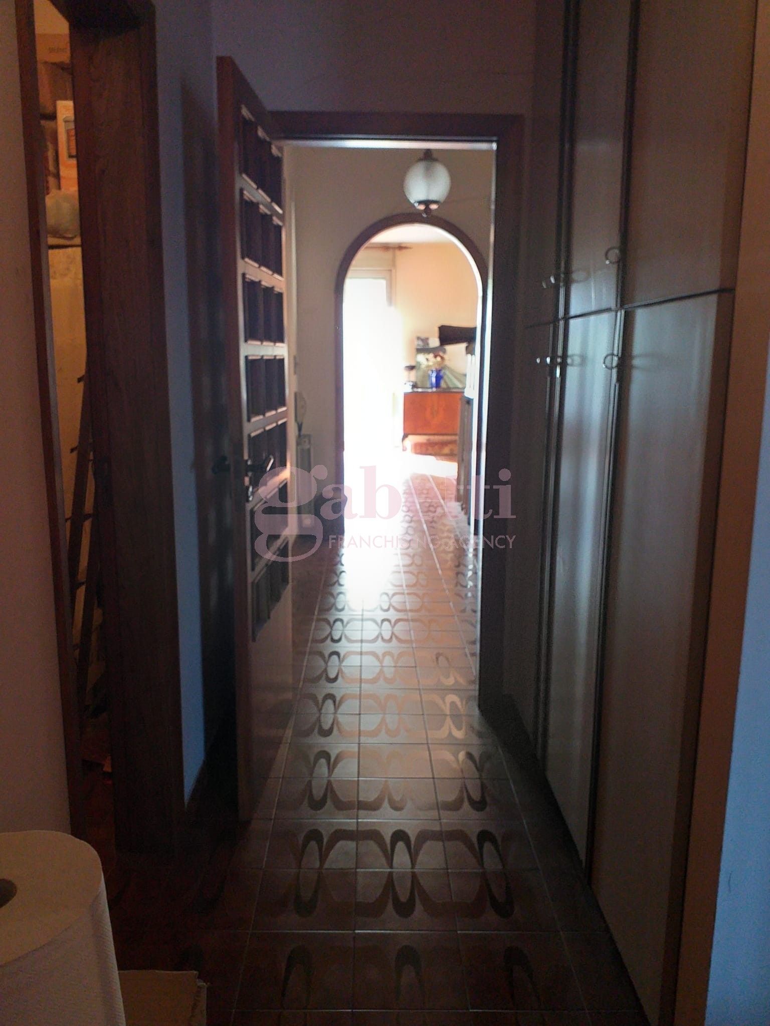 Quadrilocale in vendita a Barcellona Pozzo di Gotto