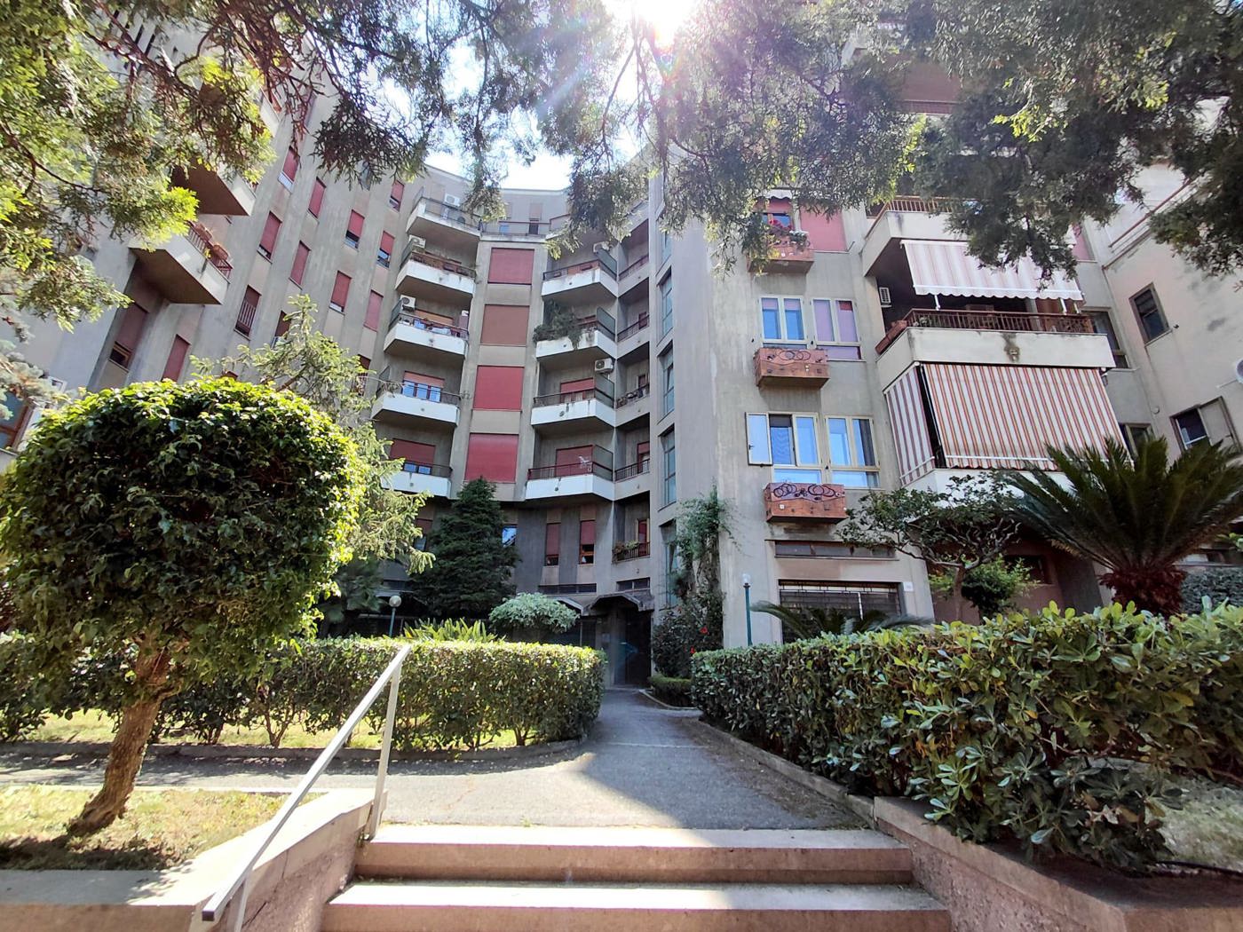 Quadrilocale in vendita a Barcellona Pozzo di Gotto