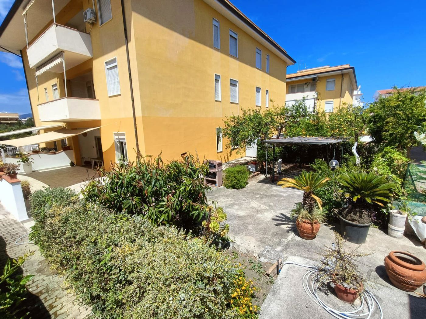 Trilocale in vendita a Furnari