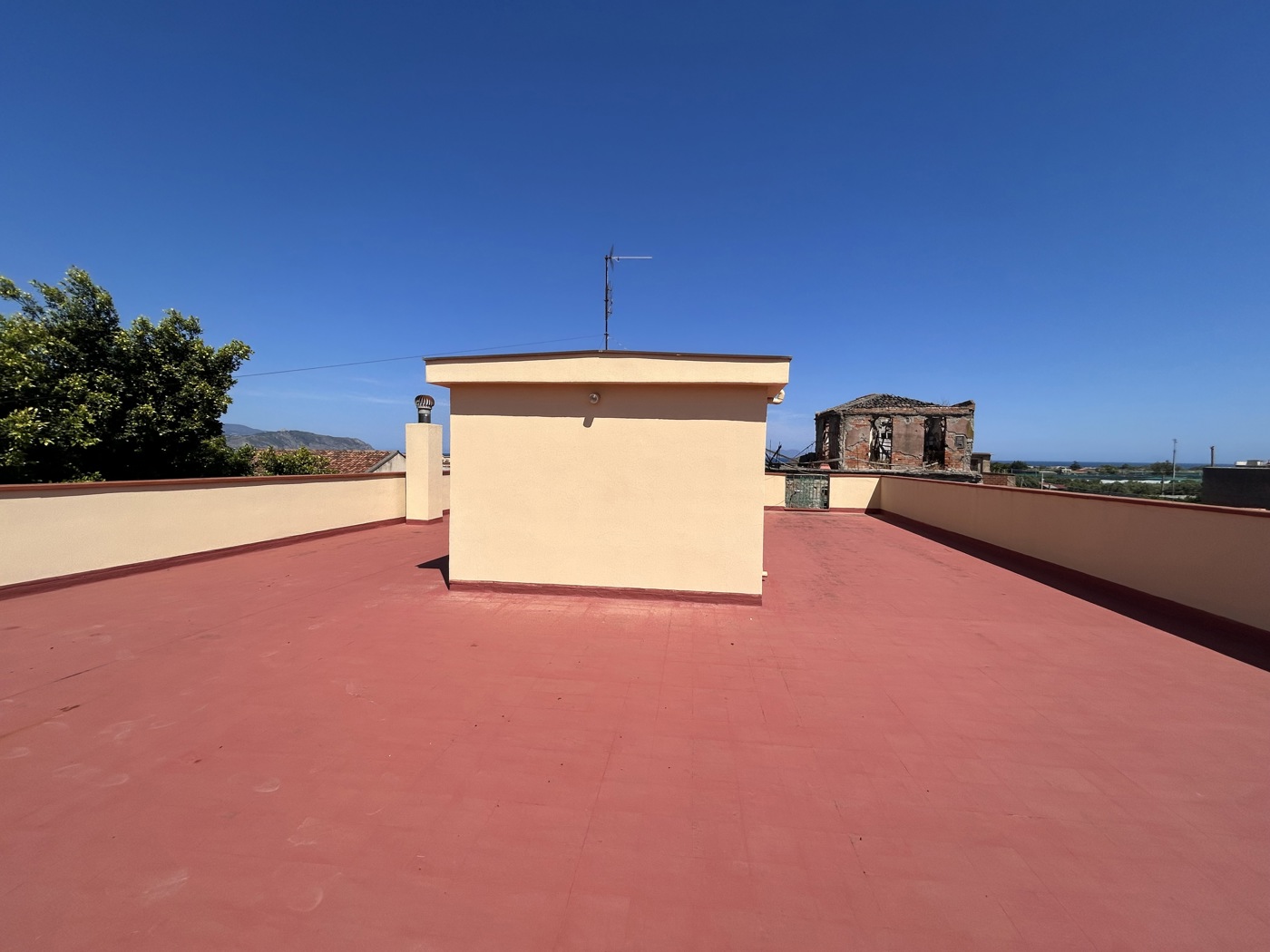 Casa indipendente con giardino a Terme Vigliatore