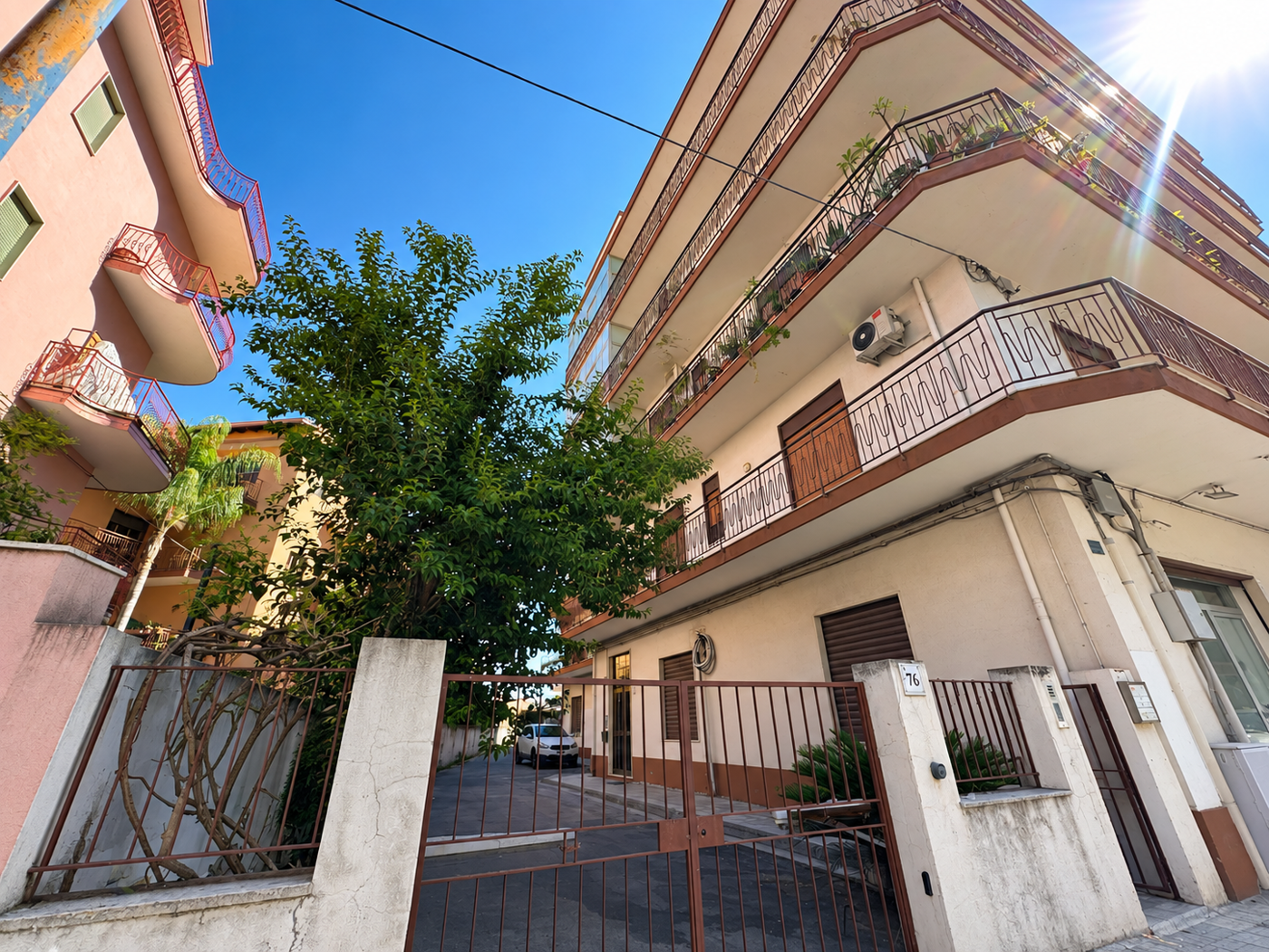Quadrilocale in vendita a Barcellona Pozzo di Gotto