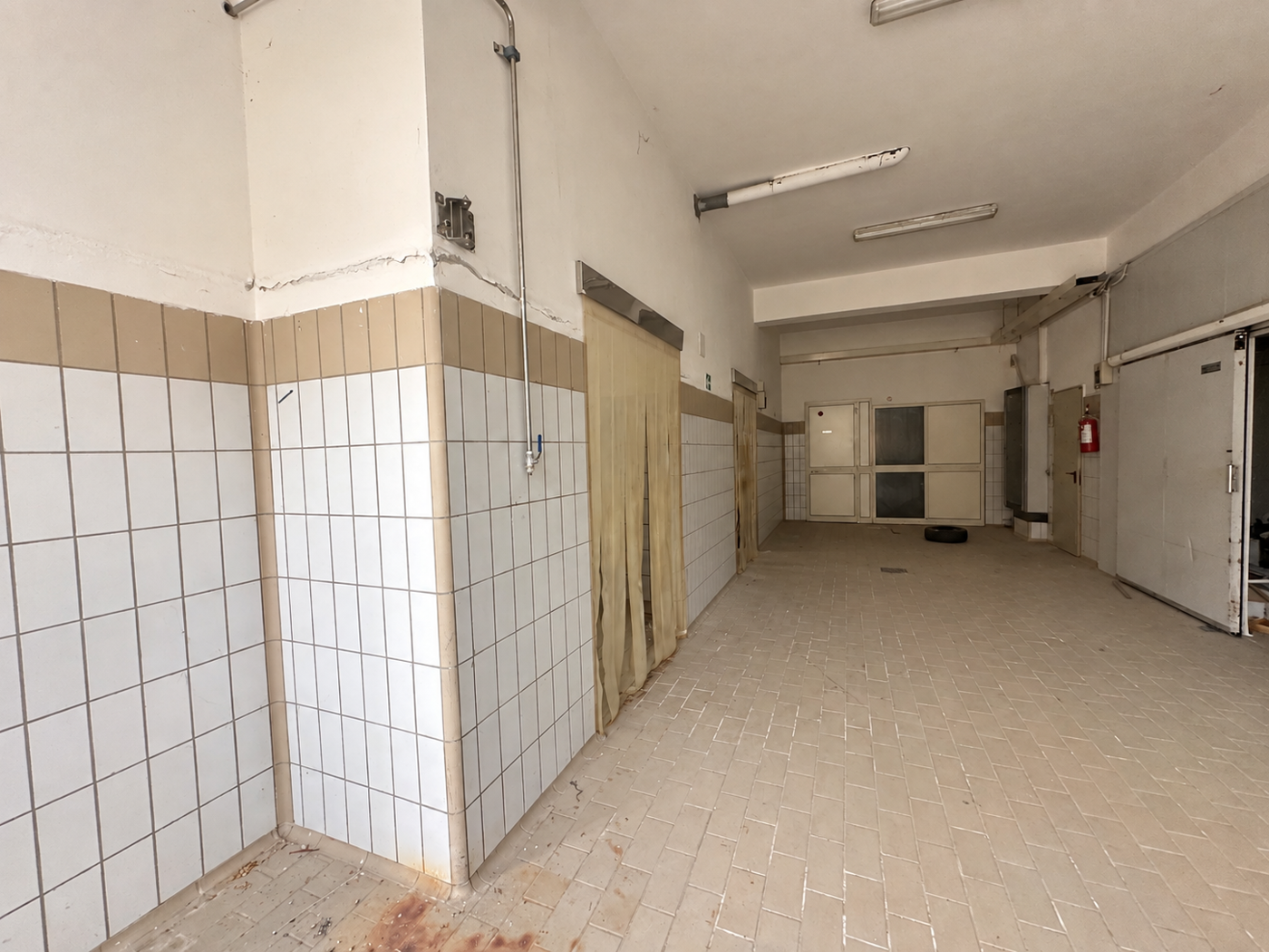 Negozio in vendita a Barcellona Pozzo di Gotto