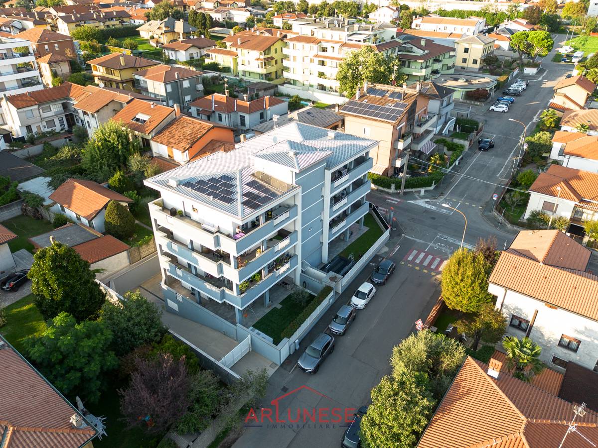 Appartamento in vendita a Parabiago, Ravello