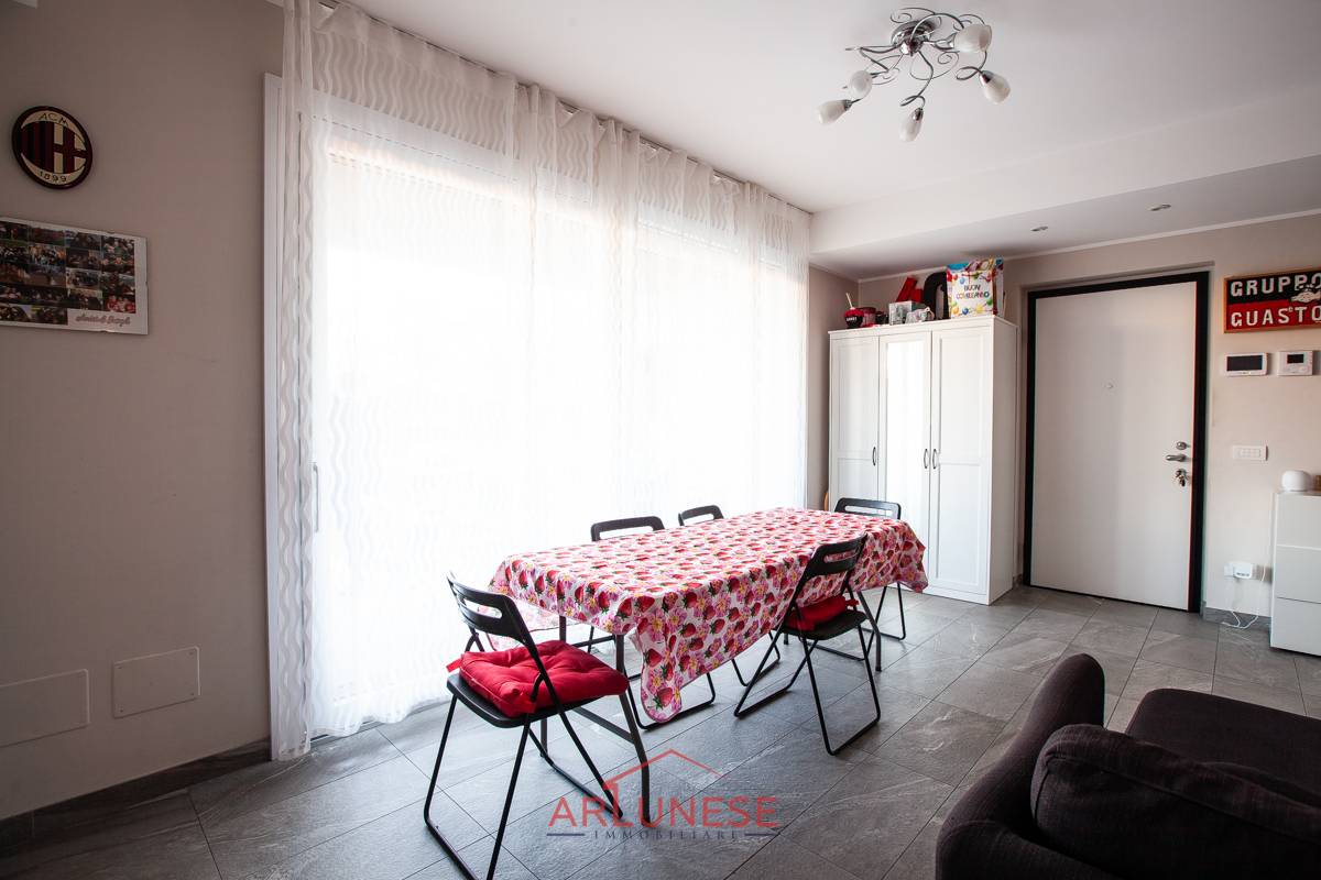 Appartamento in vendita a Parabiago, Ravello