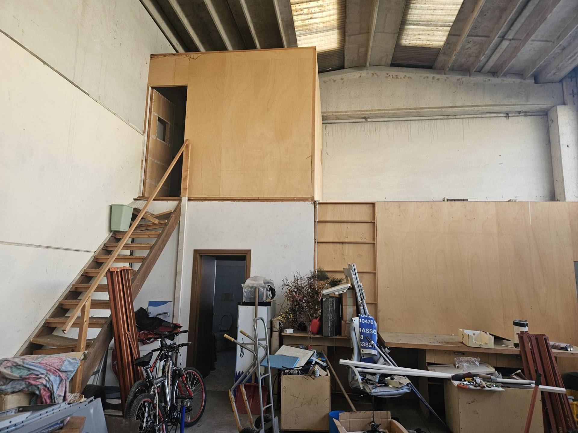 Capannone in vendita a Santo Stefano Ticino