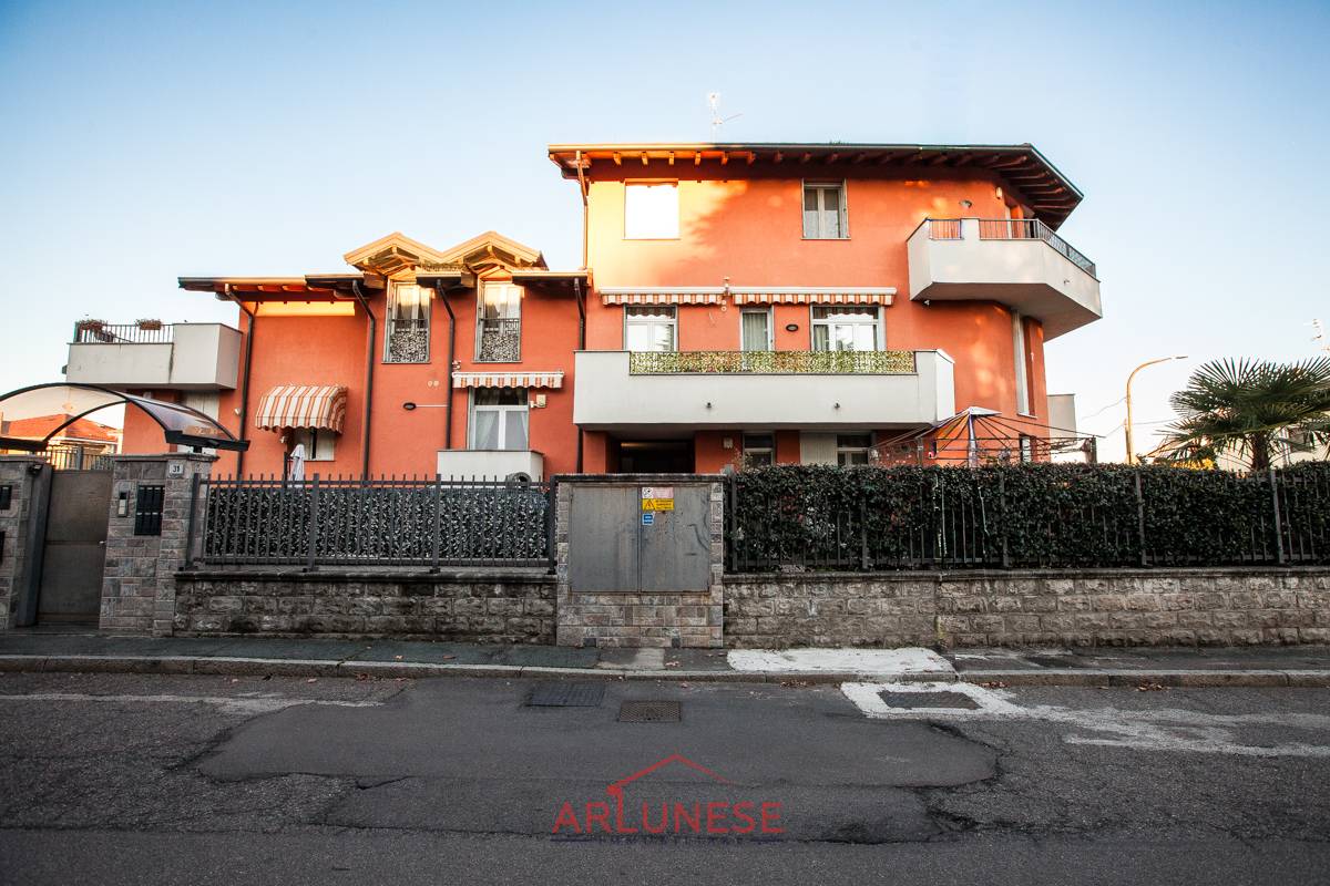 Appartamento in vendita a Parabiago, Villastanza