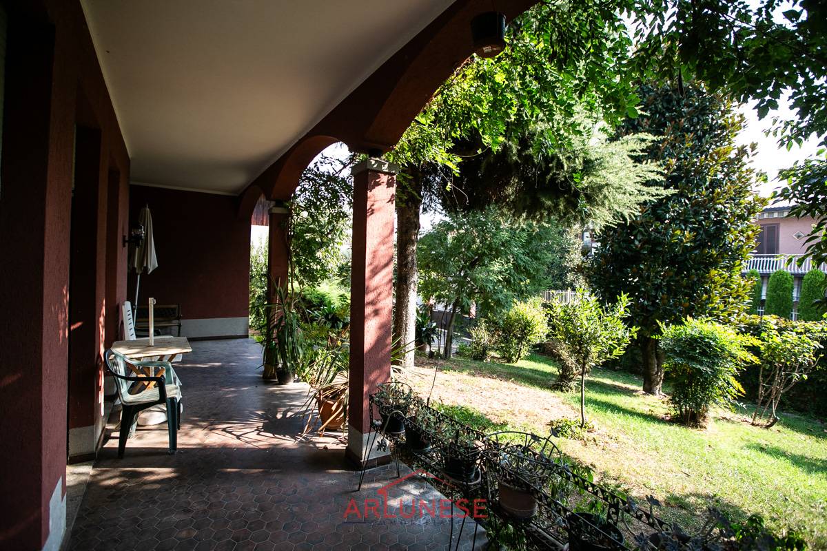Villa in vendita a Casorezzo