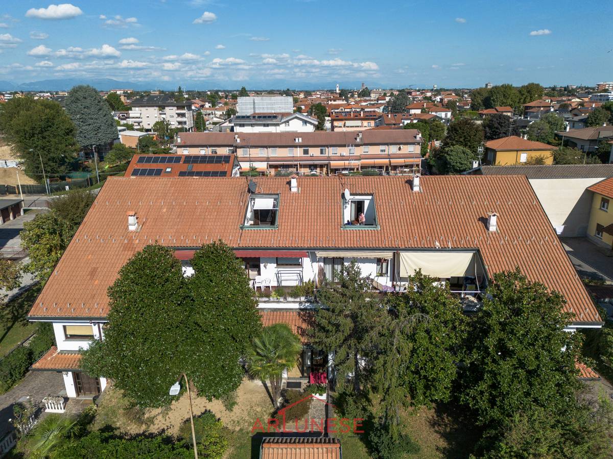 Villa in vendita a Parabiago