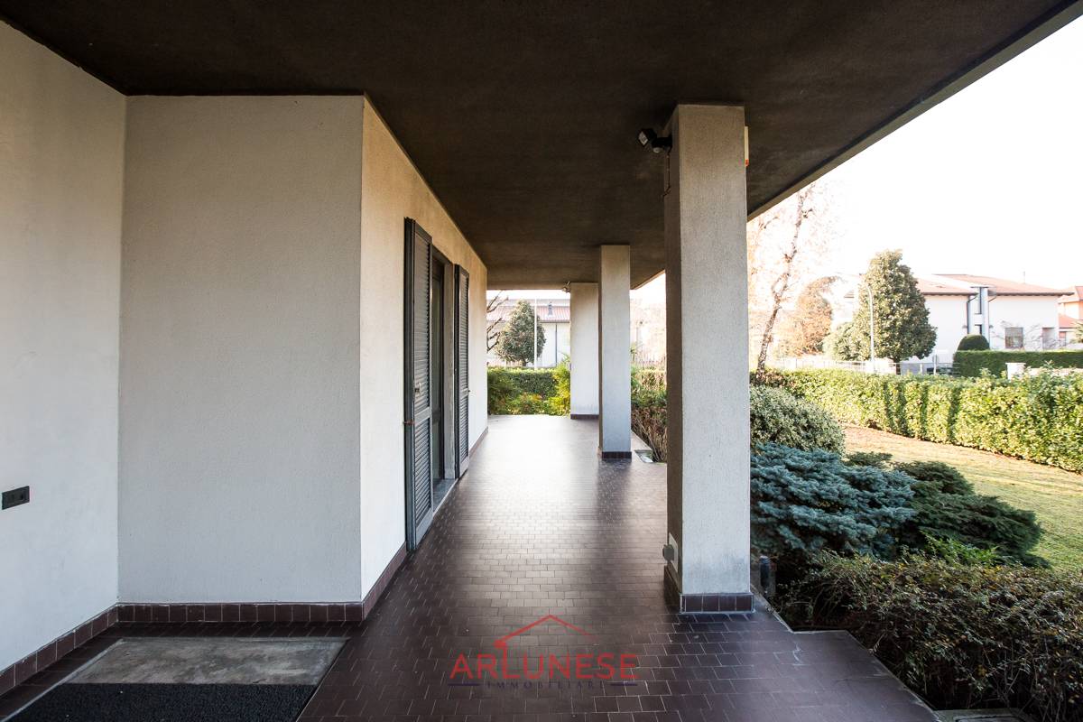 Villa in vendita a Casorezzo