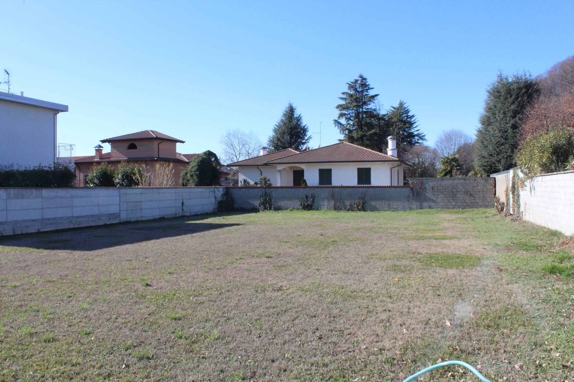 Terreno edificabile in vendita a Casorezzo