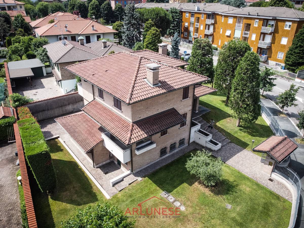 Villa in vendita a Arluno