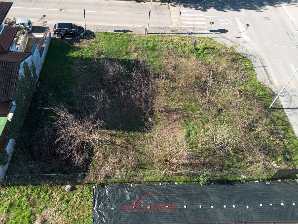 Terreno edificabile in vendita a Parabiago