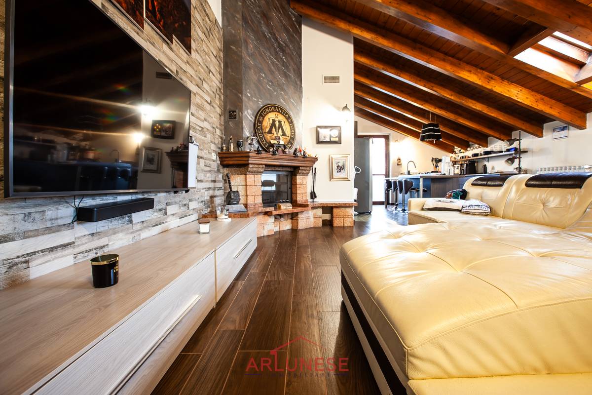 Appartamento in vendita a Ossona