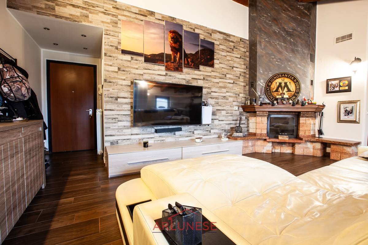 Appartamento in vendita a Ossona