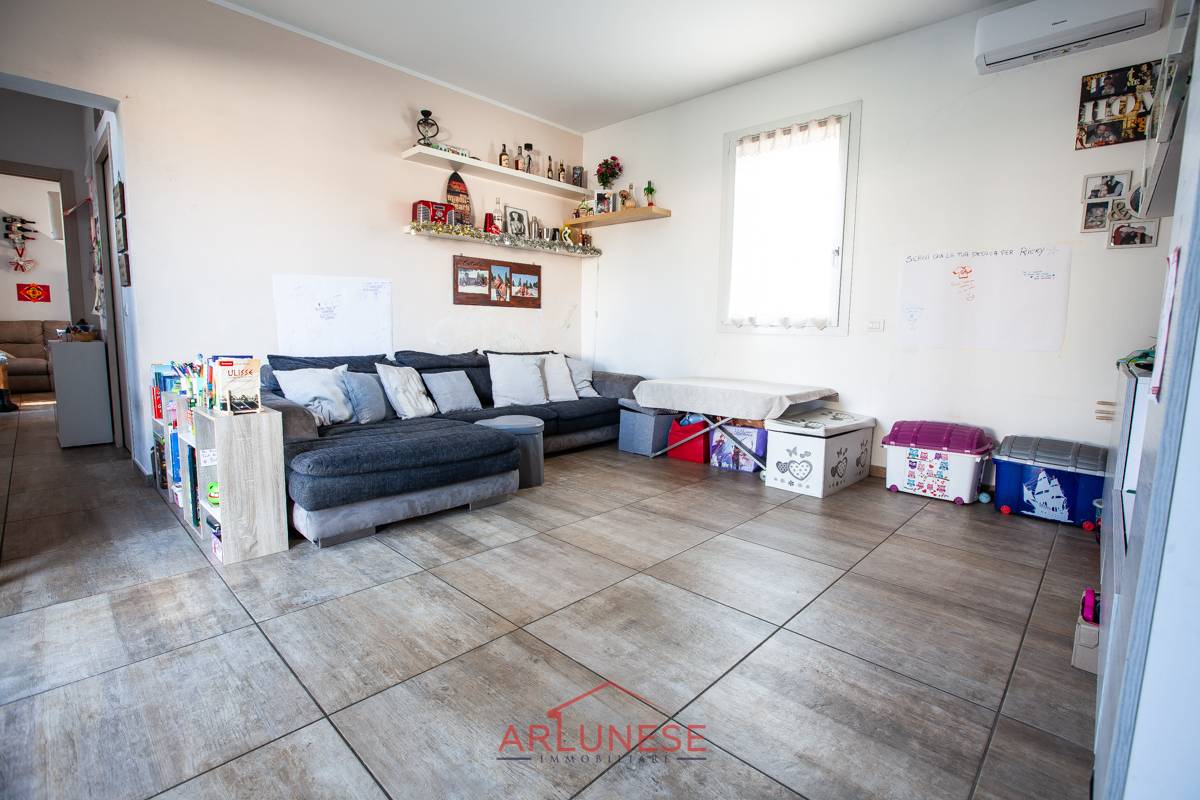 Casa singola in vendita a Cerro Maggiore