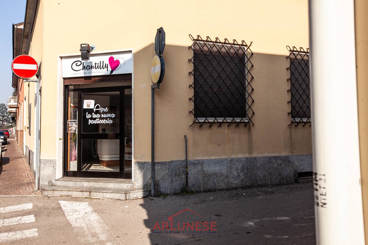 Locale commerciale in vendita a Parabiago