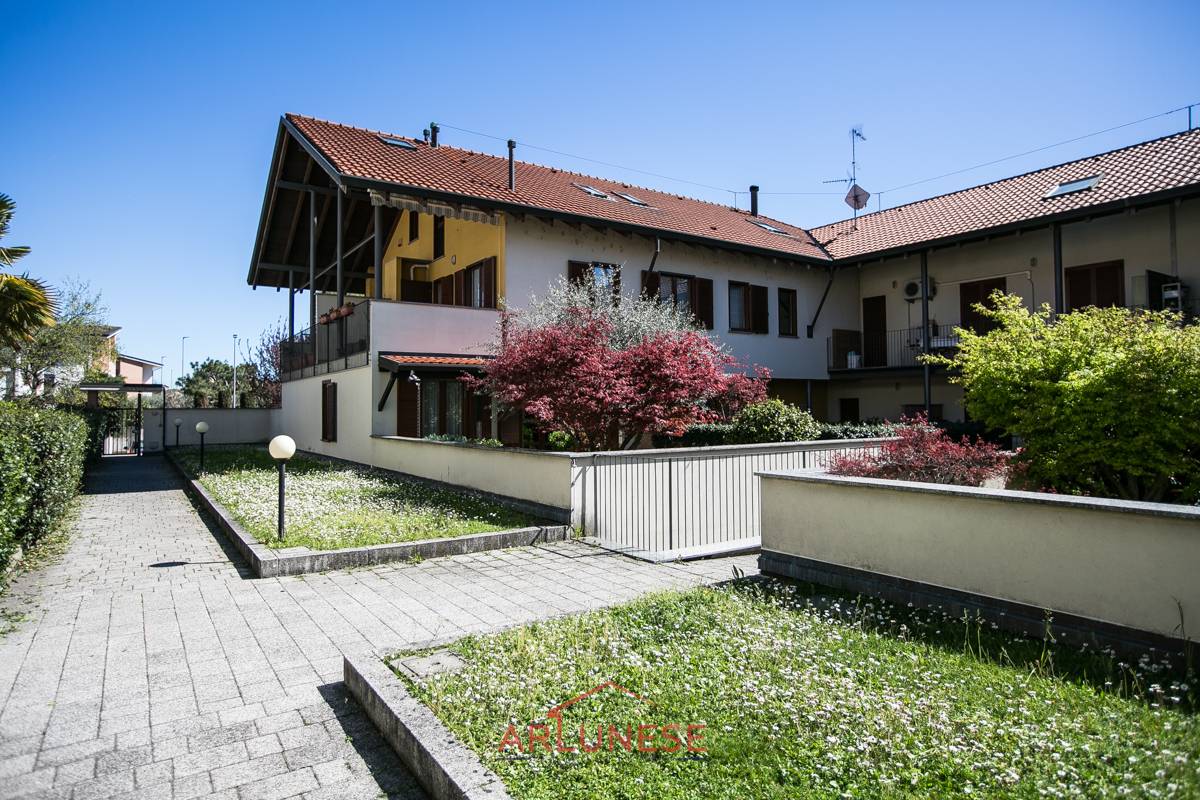 Appartamento in vendita a Casorezzo
