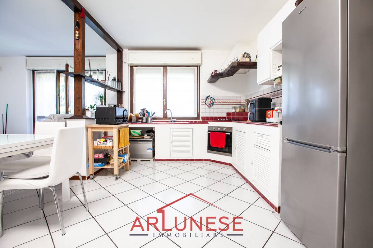 Appartamento in vendita a Villa Cortese