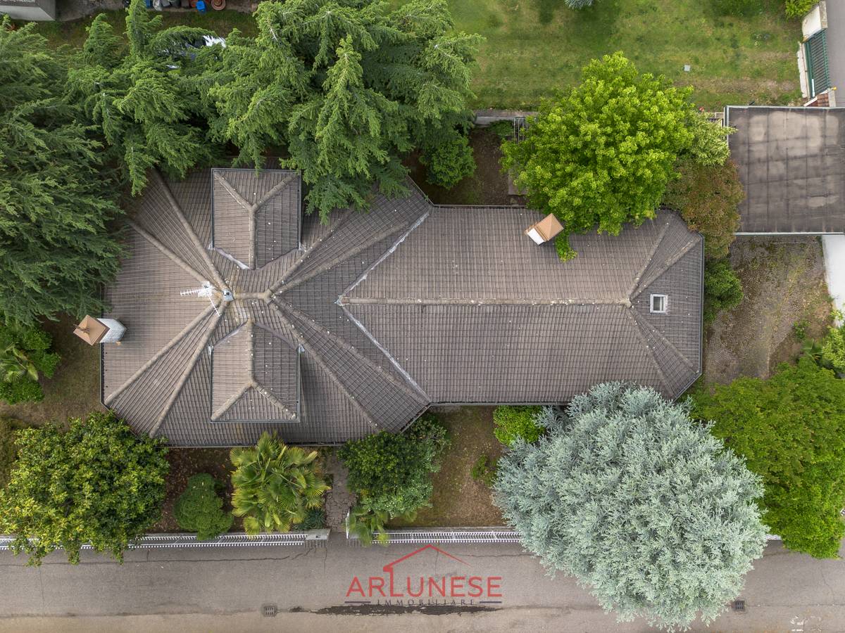Villa in vendita a Casorezzo