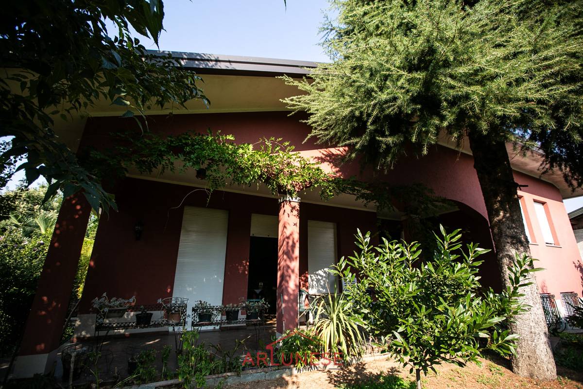 Villa in vendita a Casorezzo