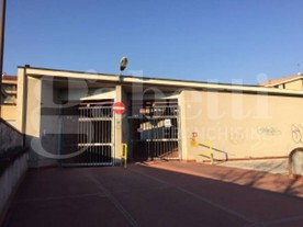 Box/Garage 15mq in vendita a Corsico