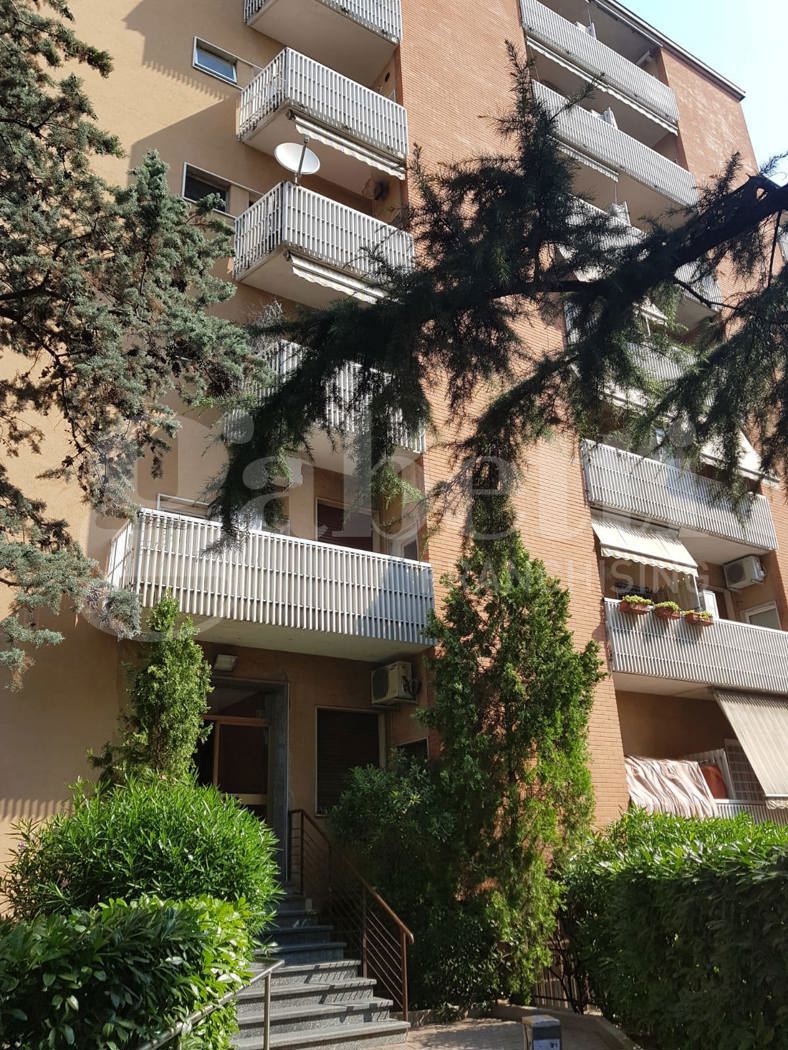 Monolocale arredato in affitto a Milano