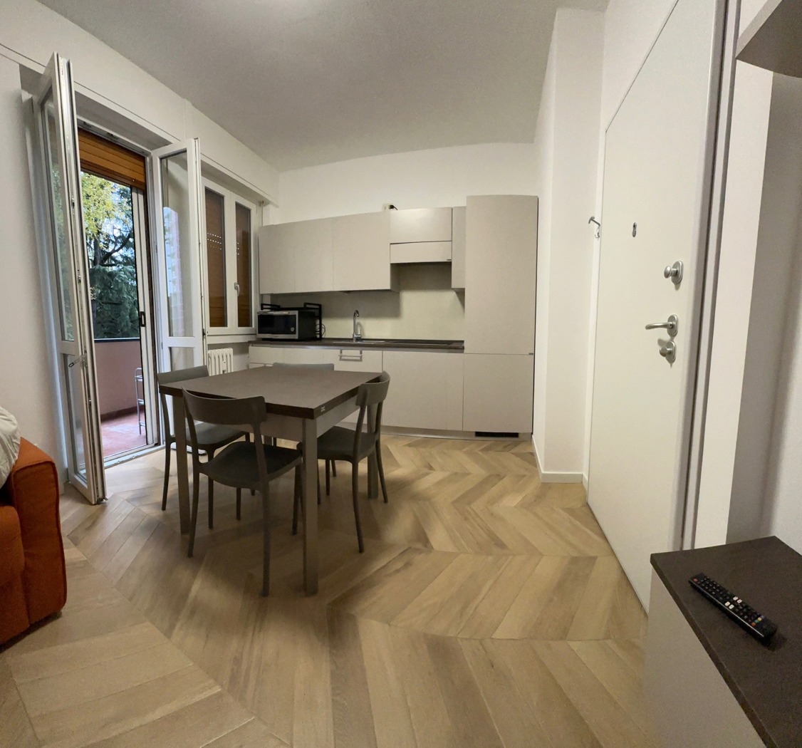 Bilocale arredato in affitto a Milano