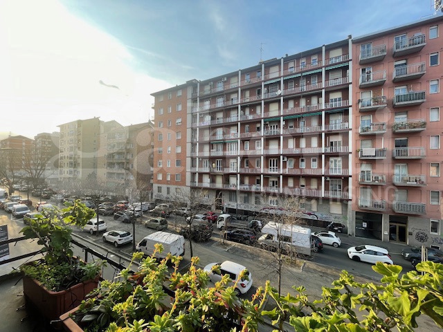 Trilocale arredato in affitto a Milano