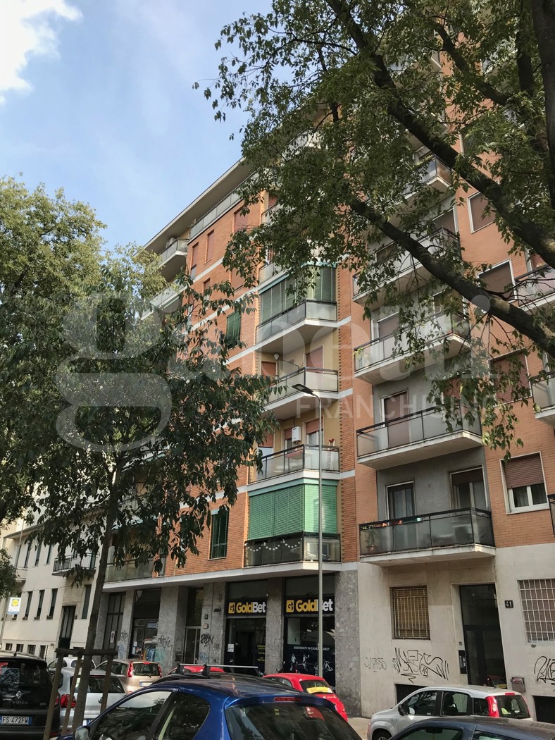 Bilocale arredato in affitto a Milano