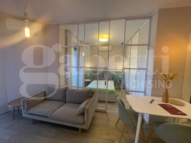 Bilocale arredato in affitto a Milano