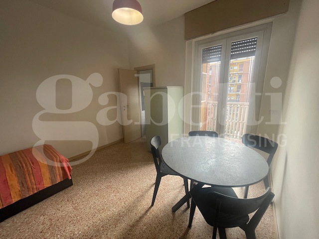 Monolocale arredato in affitto a Milano