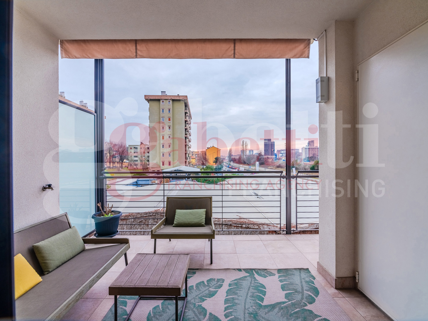 Trilocale nuovo a Milano