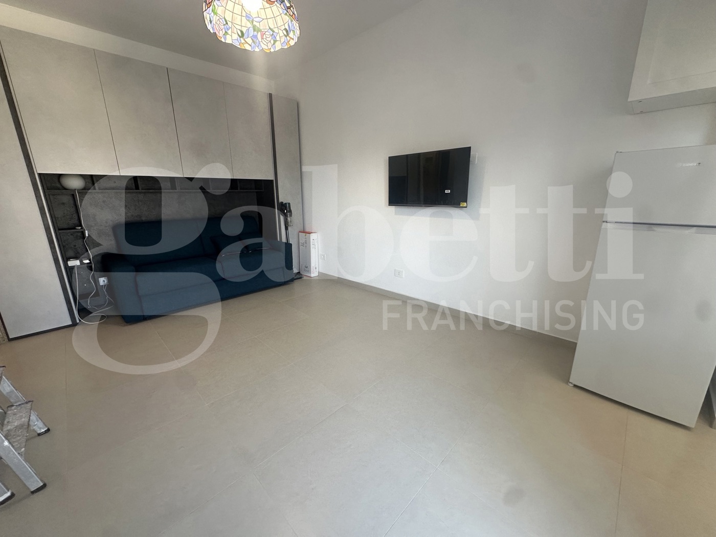 Monolocale arredato in affitto a Milano