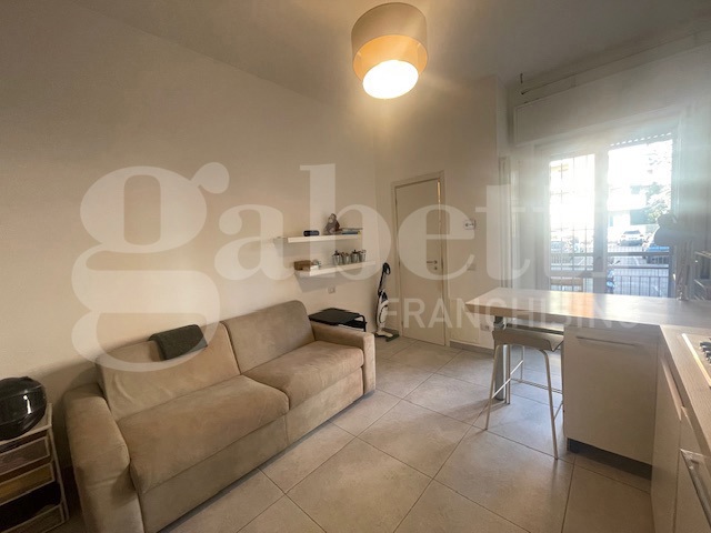 Monolocale arredato in affitto a Milano