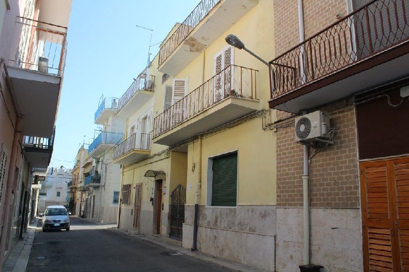 Trilocale in vendita a Canosa di Puglia