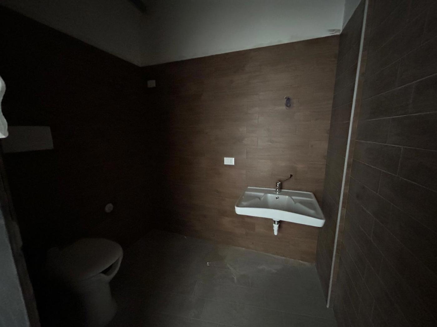 Negozio classe A2 a Canosa di Puglia