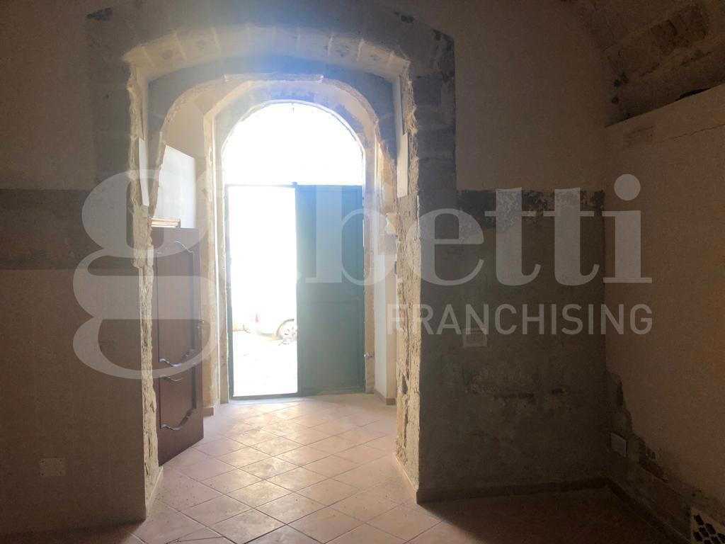 Rustico in vendita a Canosa di Puglia