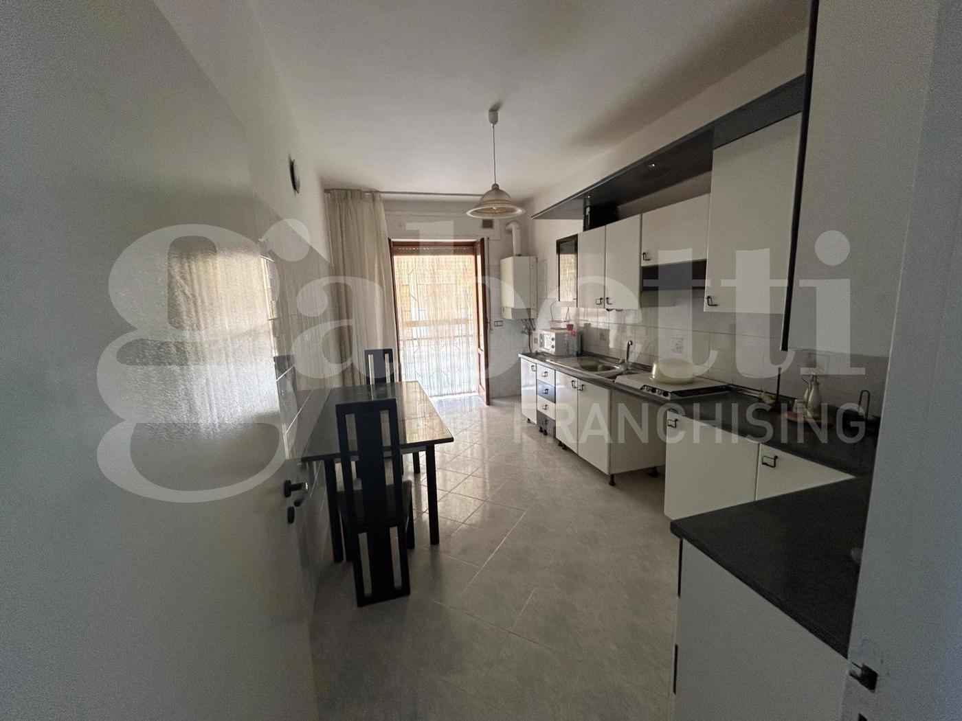 Quadrilocale con box a Canosa di Puglia