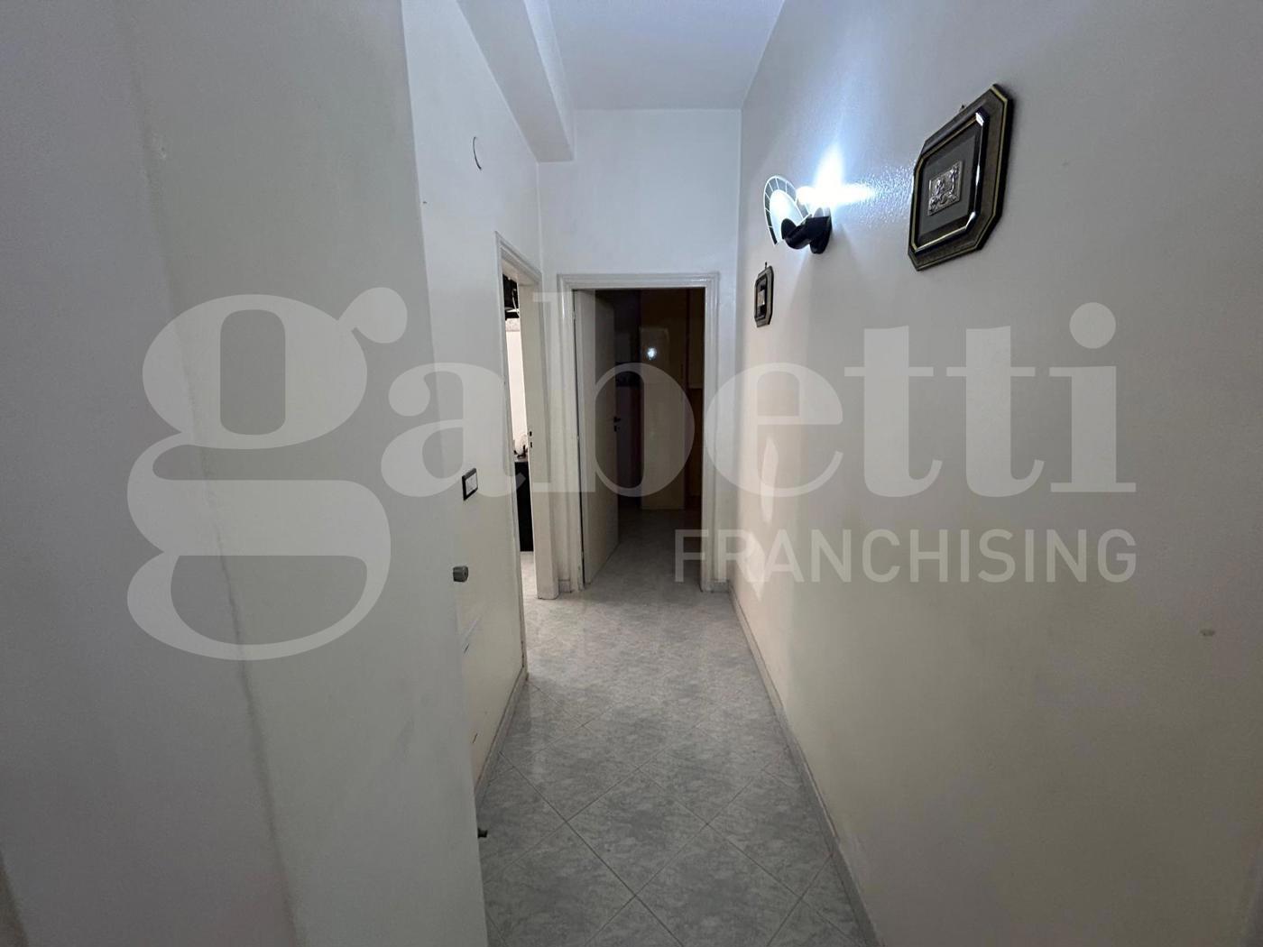 Quadrilocale con box a Canosa di Puglia